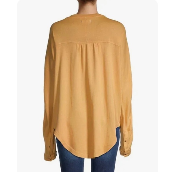 Free People We the free oversized peach fuzz top - Picture 3 of 8